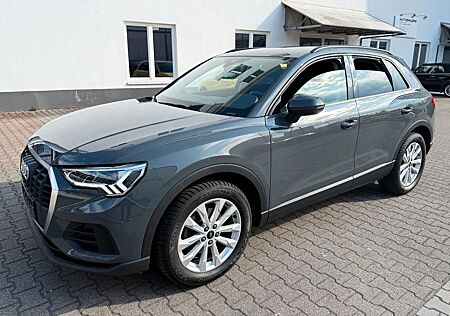 Audi Q3 35 TFSI S-TRONIC LED/VIRTUAL/R-KAM/AHK