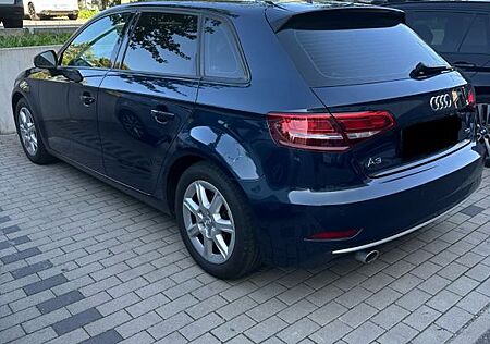 Audi A3 TDI Sportback Keyless go Digitale Tacho Appel
