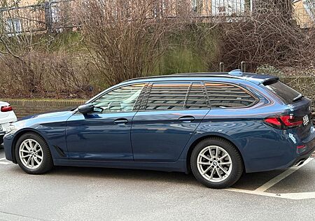 BMW 520d Touring A - SHADOW L. LIVE C. KAMERA