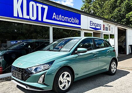 Hyundai i20 Automatik+Navi