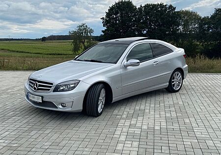 Mercedes-Benz CLC 220 220 CDI Sportcoupé - TÜV neu