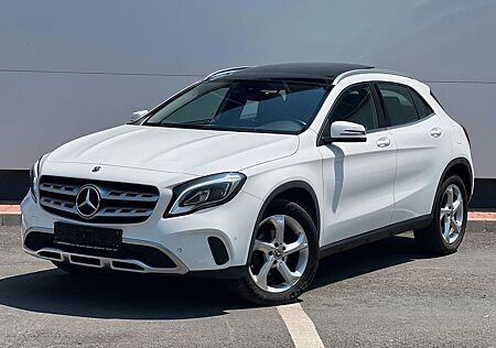 Mercedes-Benz GLA 220 *PANORAMA
