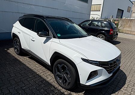 Hyundai Tucson 1.6 T-GDI Plug-in Hybrid 4WD Auto -