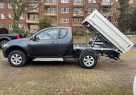 Mitsubishi L200 2.5 diesel KIPPER 1,5-Cab 4x4 Klima AHK