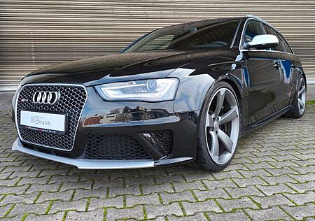 Audi RS4 Avant *Kamera* *Bang Olufsen* *Pano*