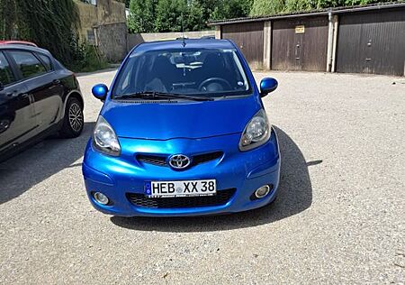 Toyota Aygo (X) Aygo (X) 1,0-l-VVT-i -