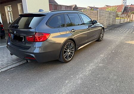 BMW 335i xDrive Touring Sportautomatik, Navi Prof