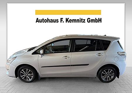 Toyota Verso / Klimaauto / Navi / Kamera / PDC / Alu
