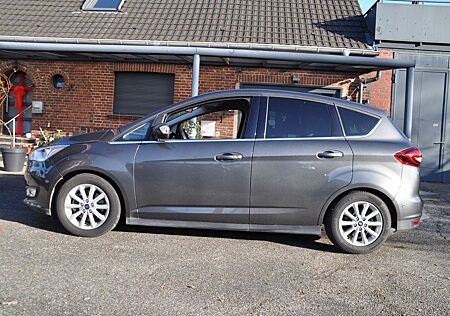 Ford C-Max 1,5 EcoBoost 110kW Titanium Auto RK, Navi,