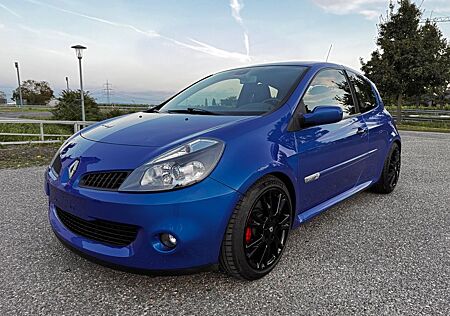 Renault Clio 3 RS 2.0 16V Sport