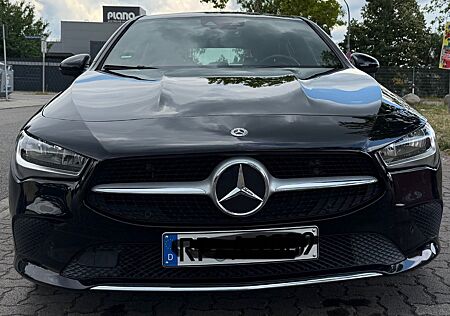 Mercedes-Benz CLA 200 Shooting Brake CLA 200 d DCT Shootin...