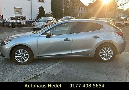 Mazda 3 2.0 SKYACTIV-G 120 Center-Line - Navi -