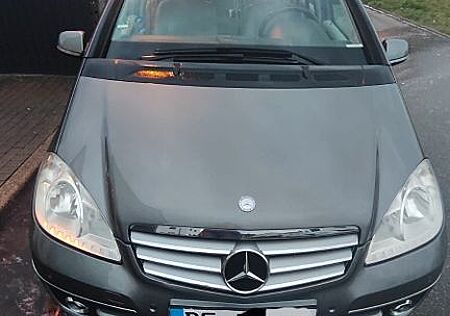 Mercedes-Benz A 170 ELEGANCE Autotronic Elegance