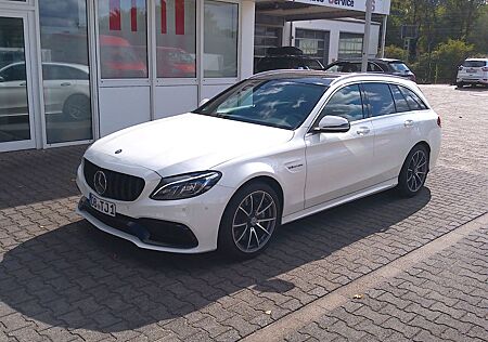 Mercedes-Benz C 63 AMG Mercedes-AMG C 63 T Pano LED