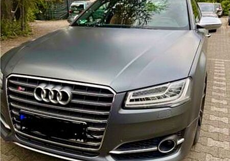 Audi S8 4.0 TFSI tiptronic quattro -