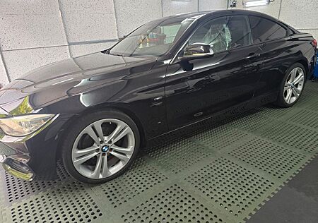 BMW 420i Coupé Sports Line Garantie auf Motor