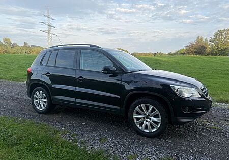 VW Tiguan Volkswagen Track & Field 4Motion