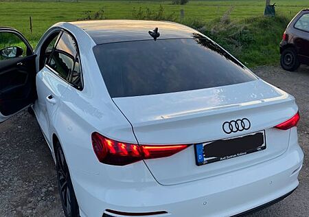 Audi A3 35 TFSI S tronic advanced Limousine advanced