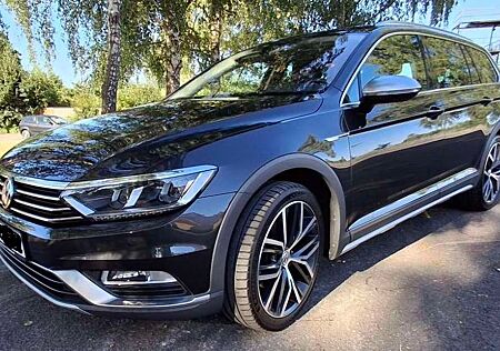 VW Passat Alltrack Volkswagen 2.0 TDI SCR 140kW DSG 4MOT A...