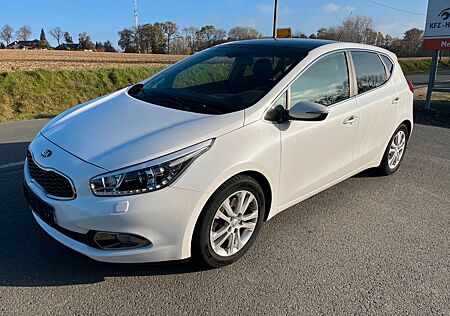 Kia Cee'd / Ceed 1.6 GDI Edition 7