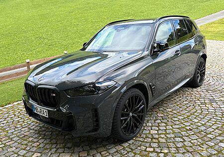 BMW X5 M60i 22" Pano Standhzg HK AHK Siztbelüftung