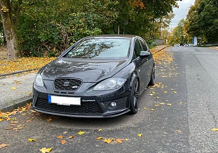 Seat Leon 2.0 T FSI Cupra R-Optik