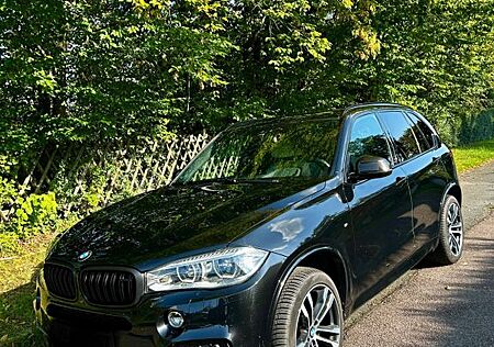 BMW X5 xDrive30d -MLine