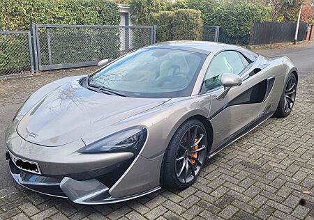 McLaren 570S Spider Vollaustatung,Garantie,Titansauspuff