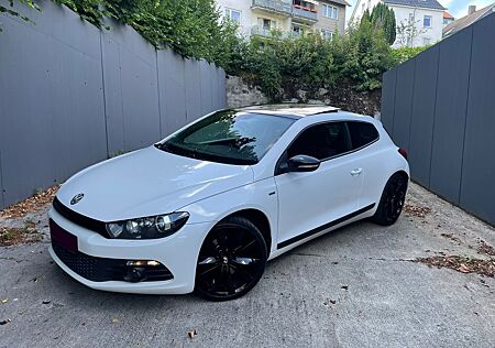VW Scirocco Volkswagen 2.0 TDI MATCH Xenon Pano Tüv R Line