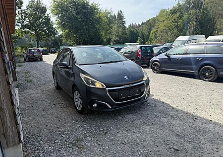 Peugeot 208 Active Euro 6/ Navi - Klima