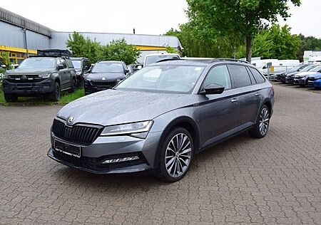 Skoda Superb Combi 2.0 TSI DSG 4x4 Scout *Pano*StaHzg