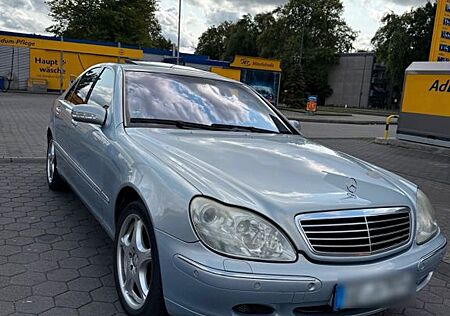 Mercedes-Benz S 320 CDI -