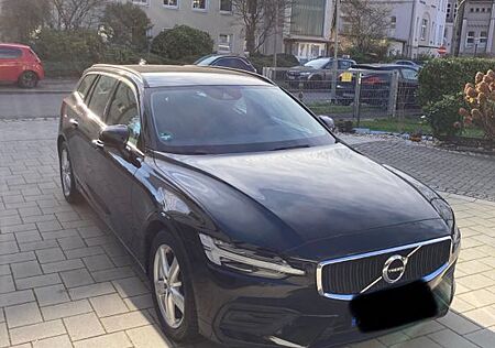 Volvo V60 B3 DCT Momentum Momentum