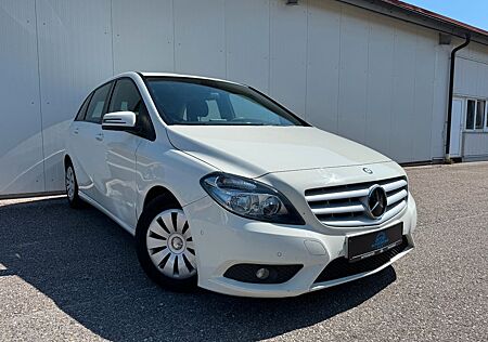 Mercedes-Benz B 180 B 180d BlueEfficiency Edition *NAVI*SHZ*PDC*