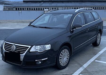 VW Passat Volkswagen 2.0 TDI DPF DSG 125kW Highline