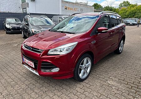 Ford Kuga Individual*Xenon*Leder*Navi*Pano*Kamera*