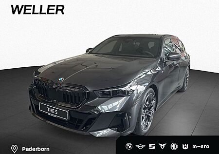 BMW 520d xdrive Touring M Sport - Pano,HUD,DrAsProf