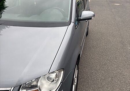 VW Touran Volkswagen 2.0 TDI United United