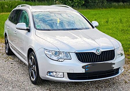 Skoda Superb 2.0 TSI DSG Elegance Combi Elegance