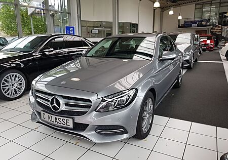 Mercedes-Benz C 200 AVANTGARDE LED NAVI HEADUP SPUR AUT SHZ
