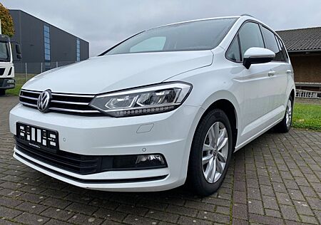 VW Touran Volkswagen Comfortline BMT/ACC/LED