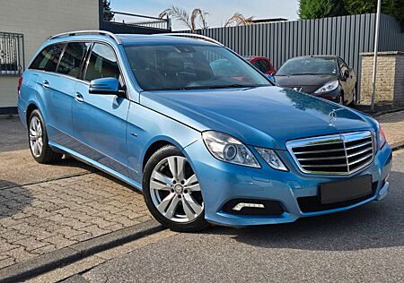 Mercedes-Benz E 220 E -Klasse T-Mod. E 220CDI*TÜV/Service NEU*