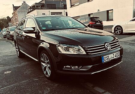VW Passat Alltrack Volkswagen 2.0 TDI DSG 4MOT 130kW
