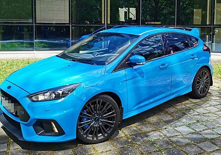 Ford Focus RS Allrad mit Fordlangzeit Garantie