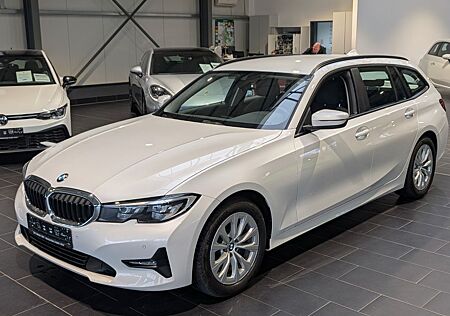 BMW 318d Touring Aut. 8-fach Navi PDC LED Klimaaut.