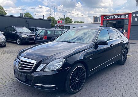 Mercedes-Benz E 350 E350CDI 4Matic*AUTOM.*PDC*NAVI*S.DACH*LEDER*19ZO