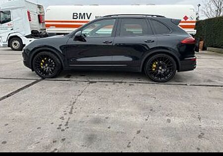 Porsche Cayenne Diesel Platinum Edition Platinum Edition