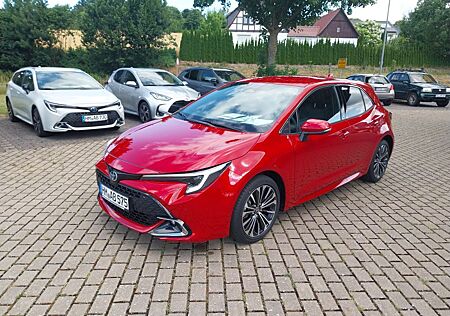 Toyota Corolla 1.8 Hybrid Team Deutschland