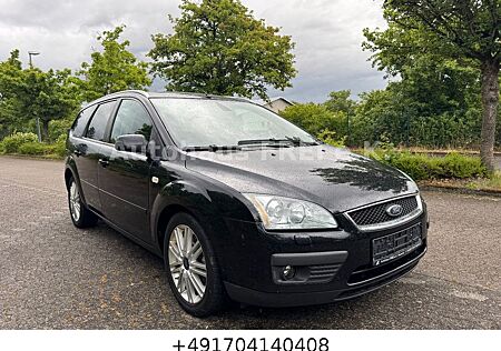Ford Focus 2.0 Turnier Titanium !TÜV NEU/GARANTIE!