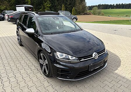 VW Golf Volkswagen VII Variant R DSG 4Motion PANO LEDER DYNAUD